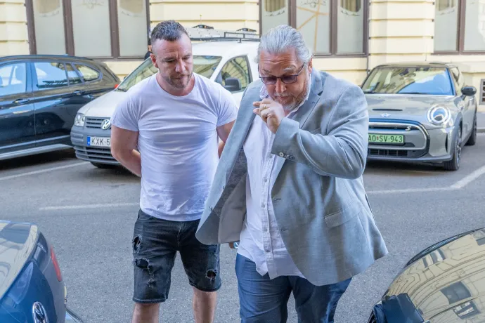 Menesztésről nem volt szó, a Nemzeti átvilágításáról tájékoztatta Tarr Zoltán Vidnyánszky Attilát