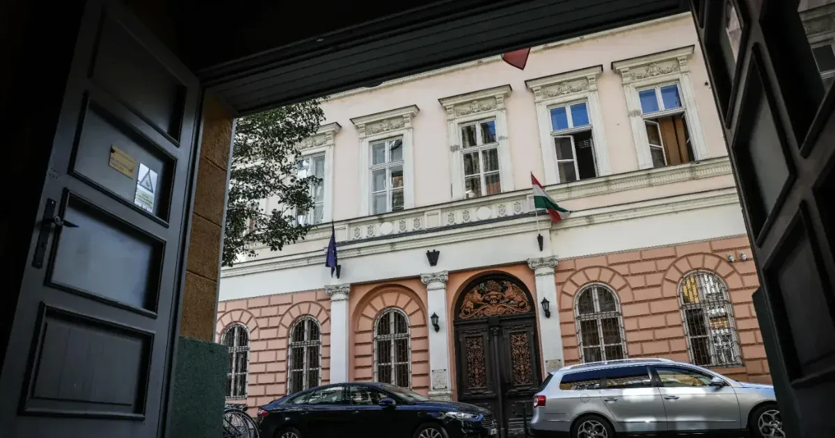 A Fidesz szervereit visszaszállították a szolgáltató telephelyére, de a párt nem helyezheti újra üzembe azokat