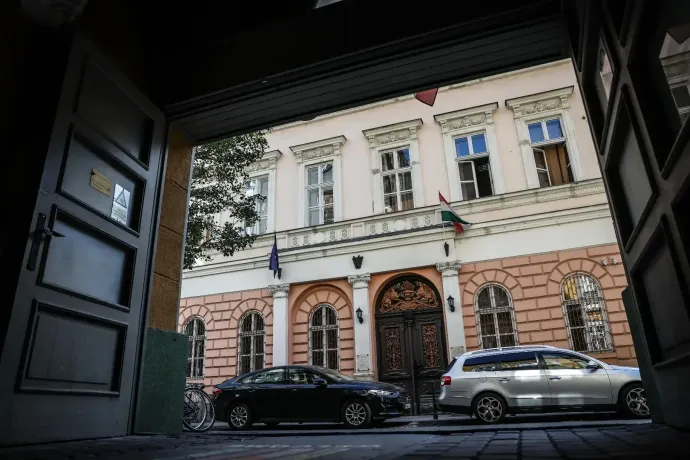A Fidesz szervereit visszaszállították a szolgáltató telephelyére, de a párt nem helyezheti újra üzembe azokat