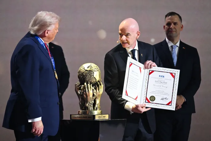 A FIFA elnöke kirobbantotta a futball-polgárháborút, és lehet, hogy bele is fog bukni