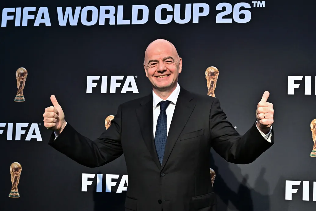A FIFA elnöke kirobbantotta a futball-polgárháborút, és lehet, hogy bele is fog bukni