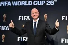 A FIFA elnöke kirobbantotta a futball-polgárháborút, és lehet, hogy bele is fog bukni