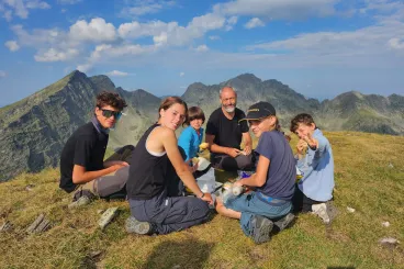 Tizenhét embert vitt el az Ufó, mind visszatértünk