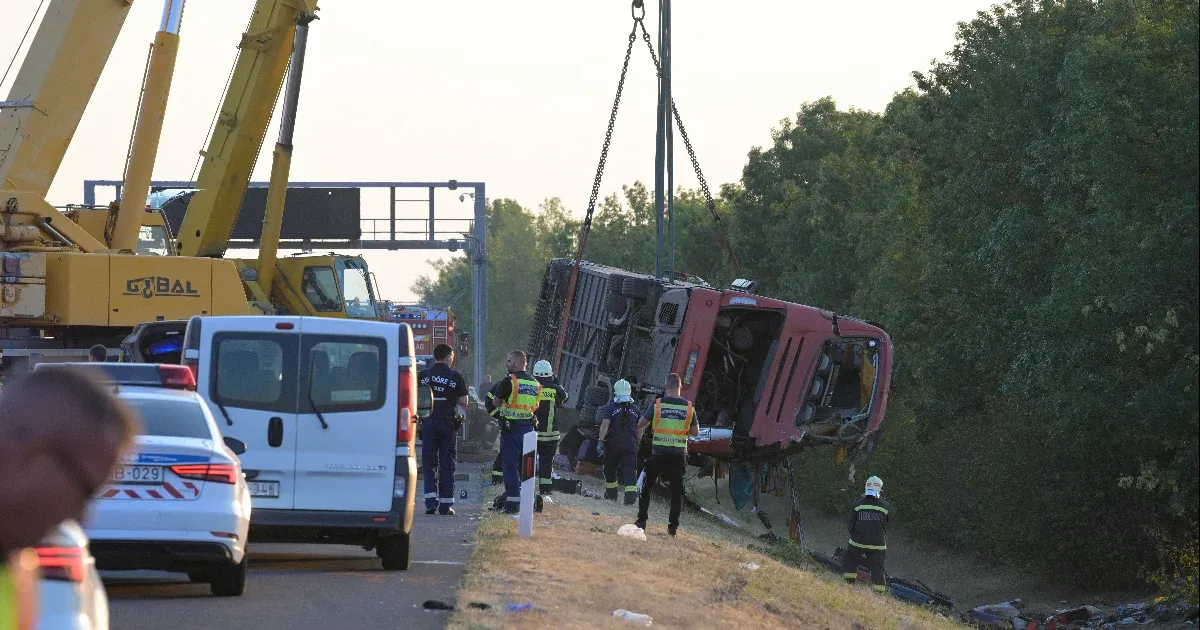 Saját magát, húgát és egy férfit is kihúzott a felborult busz roncsai alól egy lengyel nő
