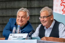 Elhatárolódások évadán