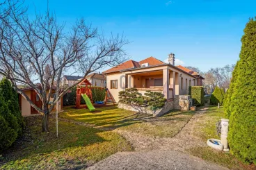 Hagyd el a járt utat a járatlanért: 3 csendesebb Pest megyei alternatíva a költözéshez