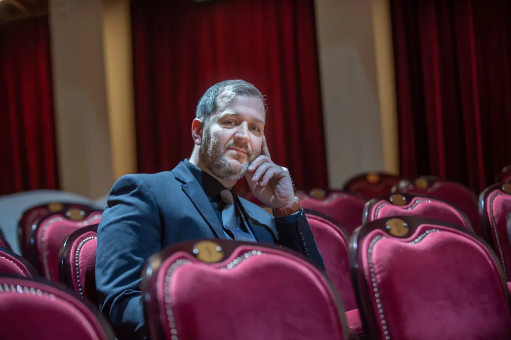 Mégsem Fülöp Péter lesz a soproni színház igazgatója, helyette Fülöp művészeti vezetőjét nevezték ki átmenetileg