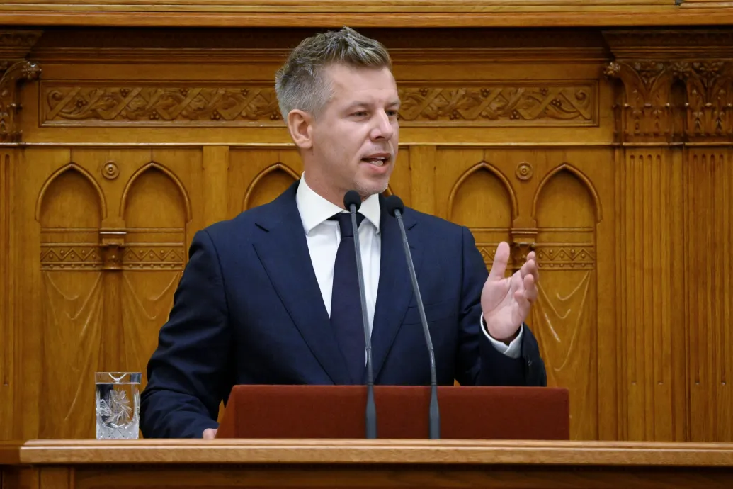 Magyar Péter felszólította azokat a civileket, akik szerinte jogosulatlanul kaptak állami támogatást, hogy még ma fizessék vissza