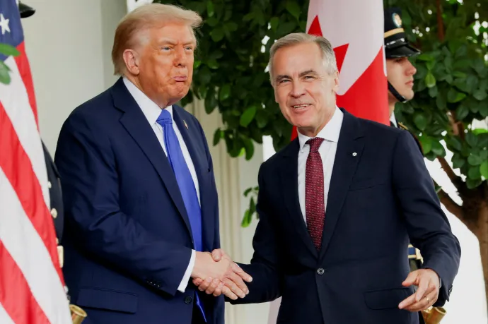 Trump órákkal az életbelépés előtt halasztotta el a Kanadára kivetett vám bevezetését