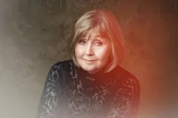 Halász Judit: Az igazi értelmiségiek elbuknak, ha hagyják magukat a hatalomgyakorlás szintjére zülleszteni