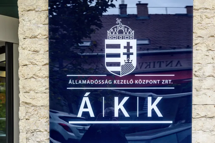 Ráncba szedték az állami cégek igazgatósági és felügyelőbizottságaiban járó díjazásokat