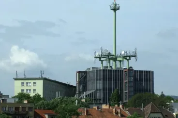 Mivel itt magas az infláció és ahhoz képest ott biztos alacsony, kérlek, számot ne mondj, csak, hogy továbbra is magas