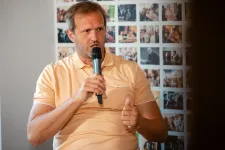Kollai István helyettes államtitkár a kolozsvári Planetáriumban beszélt arról, milyen nemzetpolitikát épít a Tisza-kormány