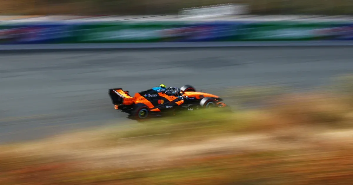 A McLaren uralja Holland Nagydíj időmérőjét A McLaren uralja Holland Nagydíj időmérőjét
