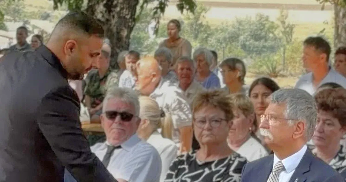 Havasi Bertalan reagált arra, hogy egy tiszás képviselő azt állítja: Kövér László visszautasította, hogy kezet fogjon vele