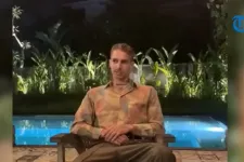 Egy 26 éves svájci turista elment Balira és Insta-videókban szidta a helyiek egyik ünnepét. Most egy évre börtönbe zárták