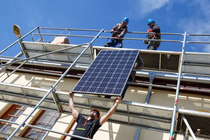 Olcsó áramot ígér a napenergia, de ha lemegy a nap, jön a valódi számla