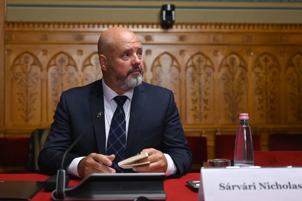 Először úgy volt, hogy Sárvári Nicholast jelöli a Tisza a vagyonvisszaszerzési hivatal elnöki posztjára, aztán mégsem