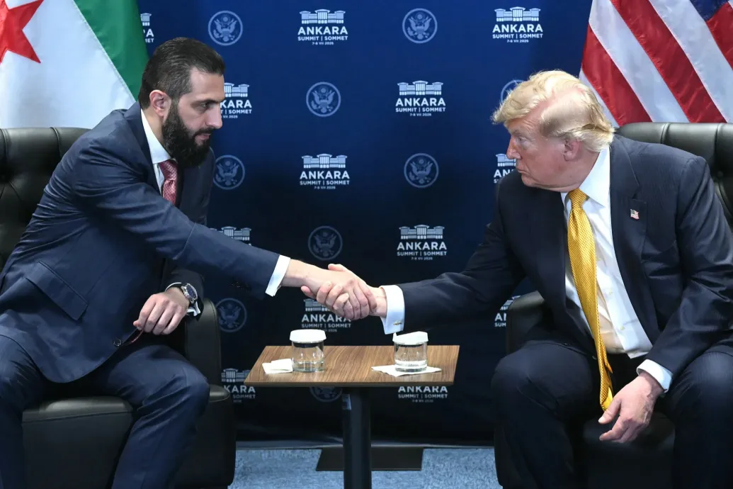 Trump levetette Szíriát a terrorbarát országok feketelistájáról