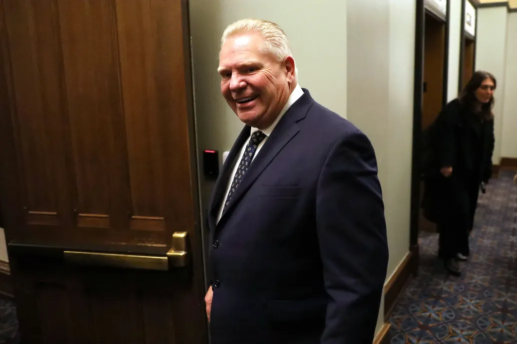 Trump határtavat nevezne át, az ontariói kormányzó a valagán lévő ingatlanokat ajánlotta neki