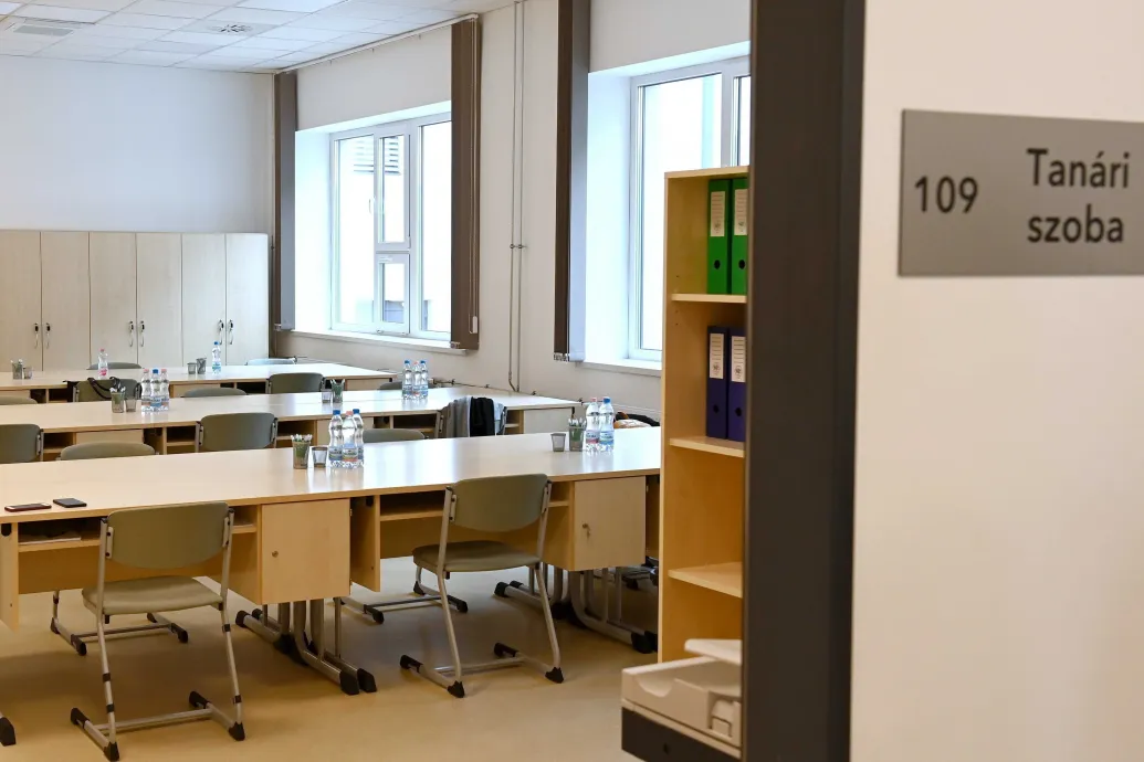Új szemléletet már hozott a kormány az oktatásba, de pénzt még keveset, pedig arra is nagy szükség lesz