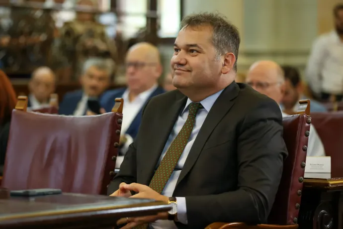 Cseke Attila törvénymódosítása háromhetes káoszt és pánikot okozott, majd simán törölték