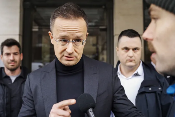 Péter Szijjártó drops lawsuit he filed against Telex over our article on Samsung case
