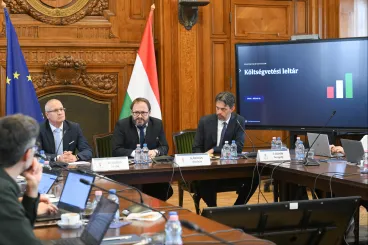 Durván hangzik a 7,5 százalékos hiány, de mit szólnak ehhez a nemzetközi befektetők?