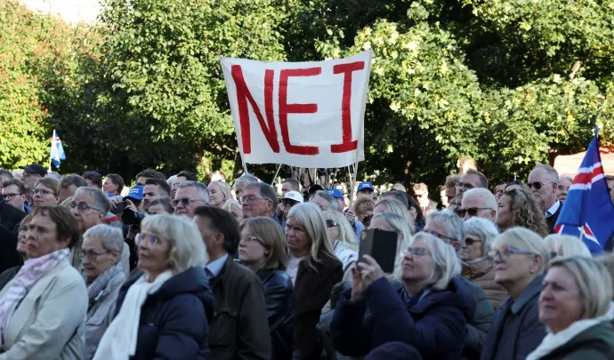 EU-ellenes tüntetők Reykjavíkban, 2026. augusztus 27-én – Fotó: Leonhard Foeger / Reuters