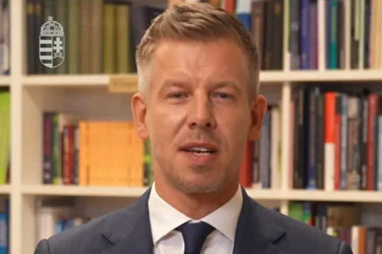 Magyar Péter a tiszásoknak: Rendkívül igazságtalan és méltánytalan megkérdőjelezni a képviselők rendszerváltás iránti elkötelezettségét