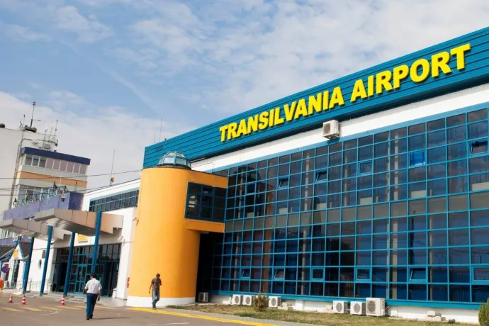 Árdély Airport és a pesti navétás kursza: magyar feliratot perelnek a marosvásárhelyi reptéren