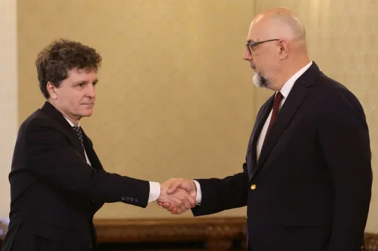 Adevărul: Az RMDSZ bárkit megszavazna miniszterelnöknek, akit Nicușor Dan javasol
