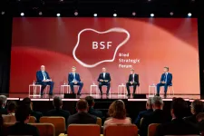 Magyar Péter a bledi fórumon: Belenéztem Ursula von der Leyen szemébe, hogy itt vagyok a pénzünkért