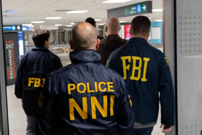 Kiadta az FBI-nak a magyar rendőrség a Győrben elfogott, évek óta bujkáló szökevényt