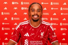A Liverpool leigazolta a PSG-től Bradley Barcolát