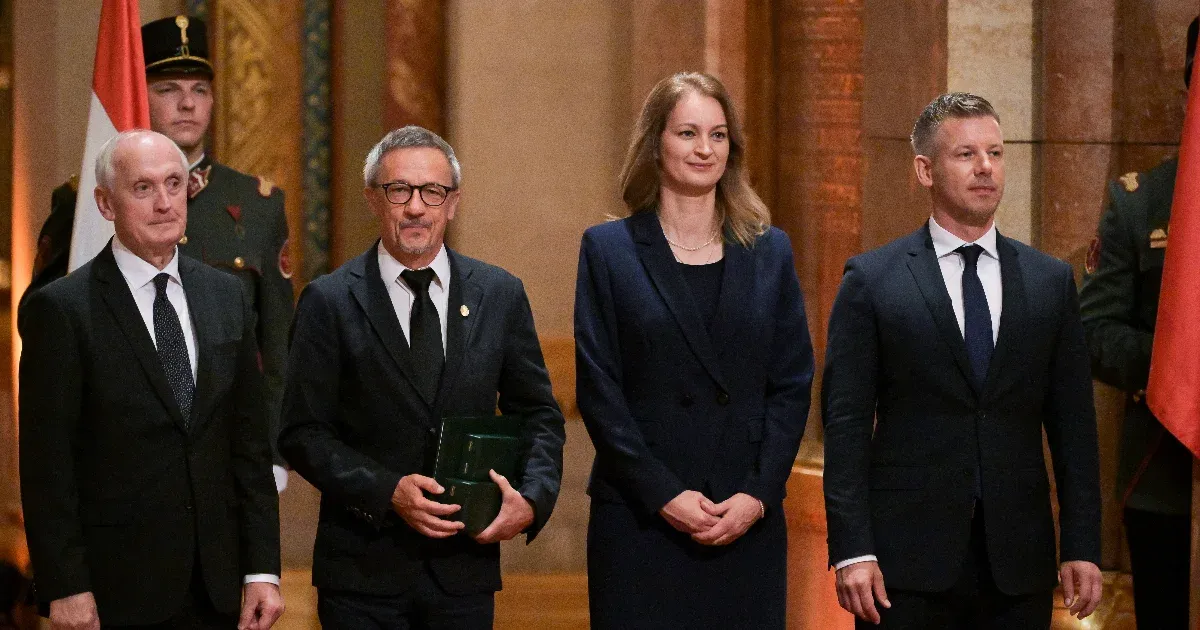 Felülvizsgálják az állampárti titkokat: a kinevezett bizottság tagjai Felülvizsgálják az állampárti titkokat: a kinevezett bizottság tagjai