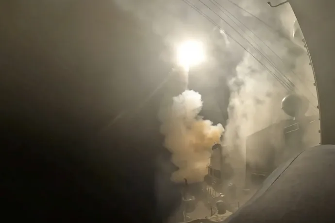 Hetek óta nem lőtte ennyire egymást Amerika és Irán, utóbbi szerint egy esküvőt bombáztak az amerikaiak