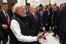 Modi arra kérte Putyint, az emberiség érdekében hagyja abba a háborút, az orosz elnök láthatóan feszült volt ettől
