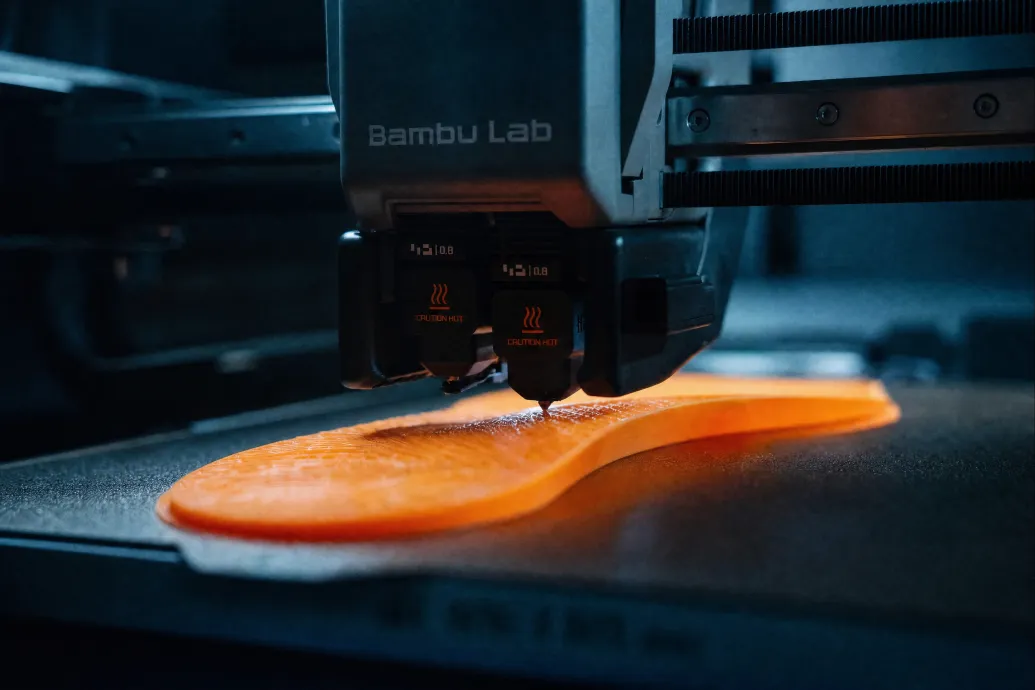 3D nyomtatott precizitás: a BATZ egyedi talpbetétek új generációja (x)
