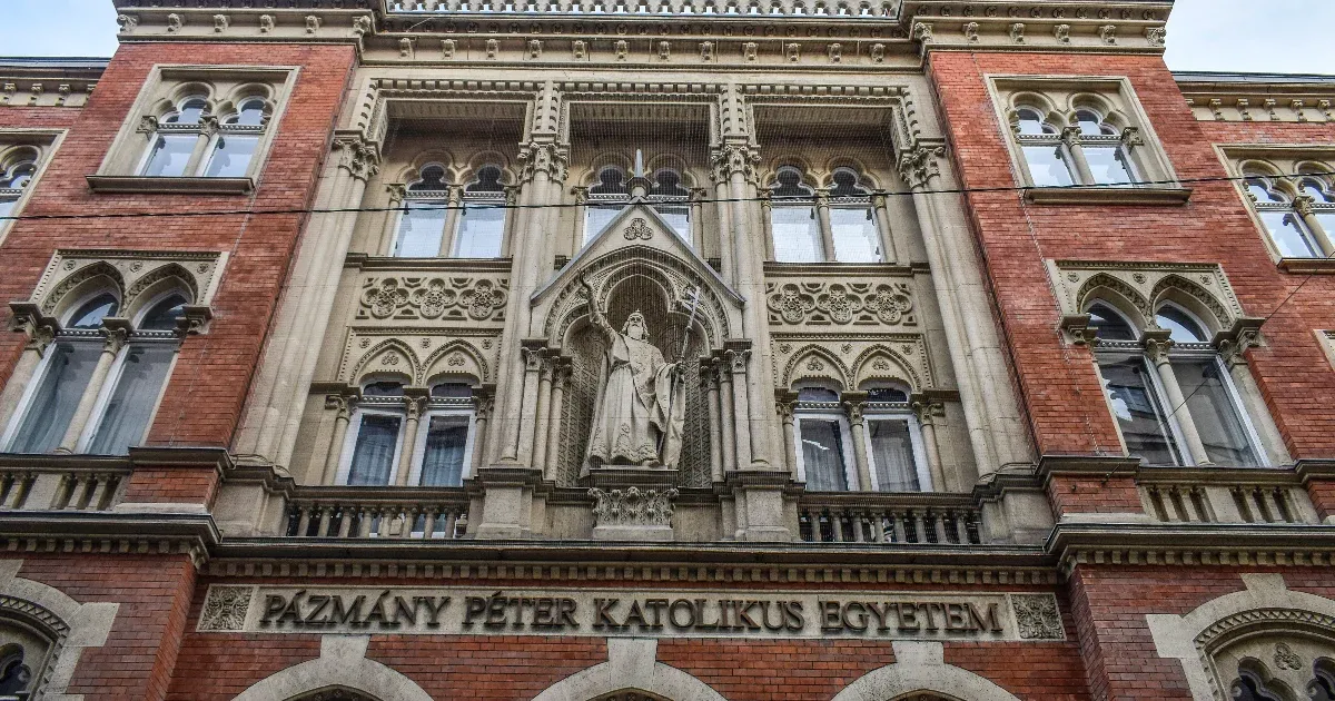 Kiszivárgott információk miatt vizsgázó hallgató és egyetemi oktató hatalmi ügyei_rentekött kapcsolati hálóban Kiszivárgott információk miatt vizsgázó hallgató és egyetemi oktató hatalmi ügyei_rentekött kapcsolati hálóban