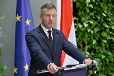 Az első kormányzati vizsgálat olyan rossznak találta a hulladékgazdálkodást, hogy most teljes egészében átnézik és átalakítják a rendszert