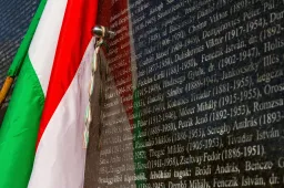 Reagált a Külügyminisztérium a kárpátaljai magyarokkal szembeni szovjet atrocitásokat elítélő ukrán határozatra