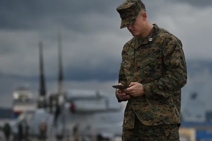 Kikapcsolták az amerikai katonák mobiljain a hirdetésazonosítókat, félve, hogy azok célponttá tehették őket