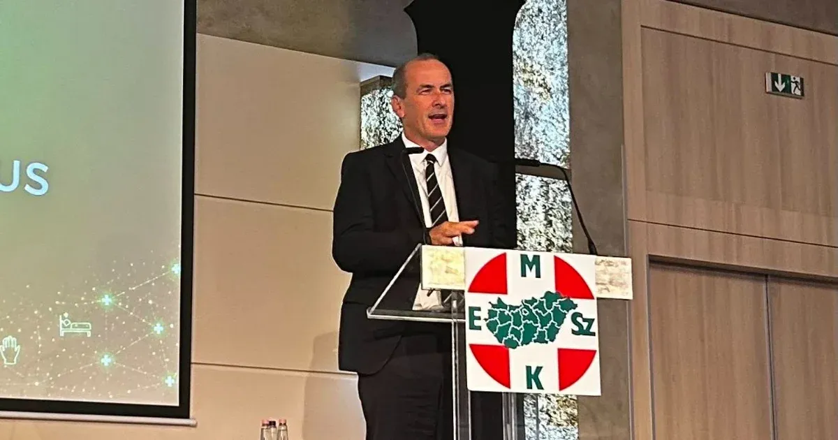 Közel 500 milliárd forint érkezik az egészségügybe bérrendezésre Közel 500 milliárd forint érkezik az egészségügybe bérrendezésre