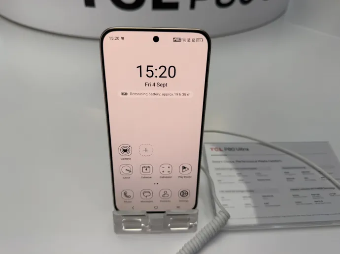 A TCL NXTPAPER kijelzőtechnológiája a P80 Ultrán és az A1-es tableten – Fotó: Világi Máté / Telex