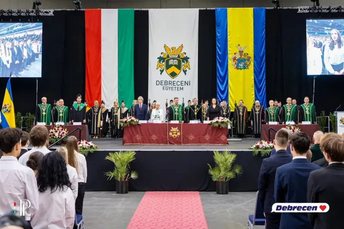 Kesereg a debreceni fideszes polgármester, hogy kitúrták az egyetemi tanévnyitóról