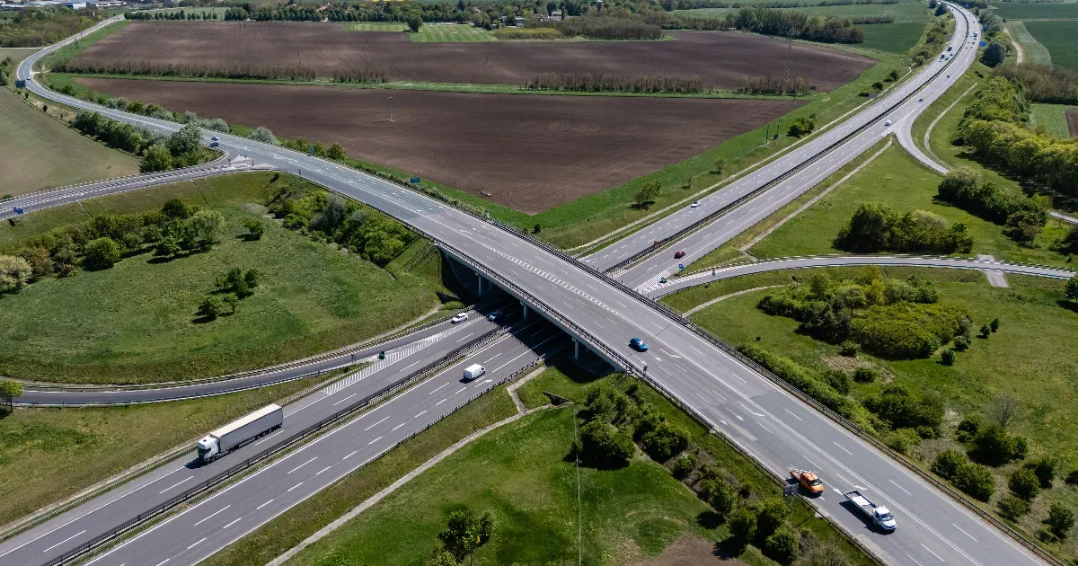 Felforgatás a Magántőkealapok világában – Átvizsgálják az állami szerződéseket Felforgatás a Magántőkealapok világában – Átvizsgálják az állami szerződéseket