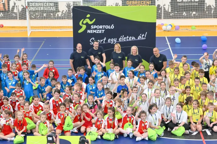 A belügyminiszter fölmentette a Nemzeti Sportügynökség vezetőjét