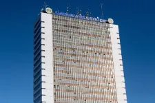 A Semmelweis Egyetem szakszervezete az új Kuratóriumhoz fordult a kancellár miatt
