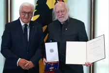 Az egyik legnagyobb német állami kitüntetést kapta meg Krasznahorkai László Berlinben